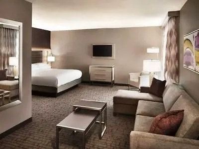 Embassy Suites By Hilton Charlotte Uptown Hotel