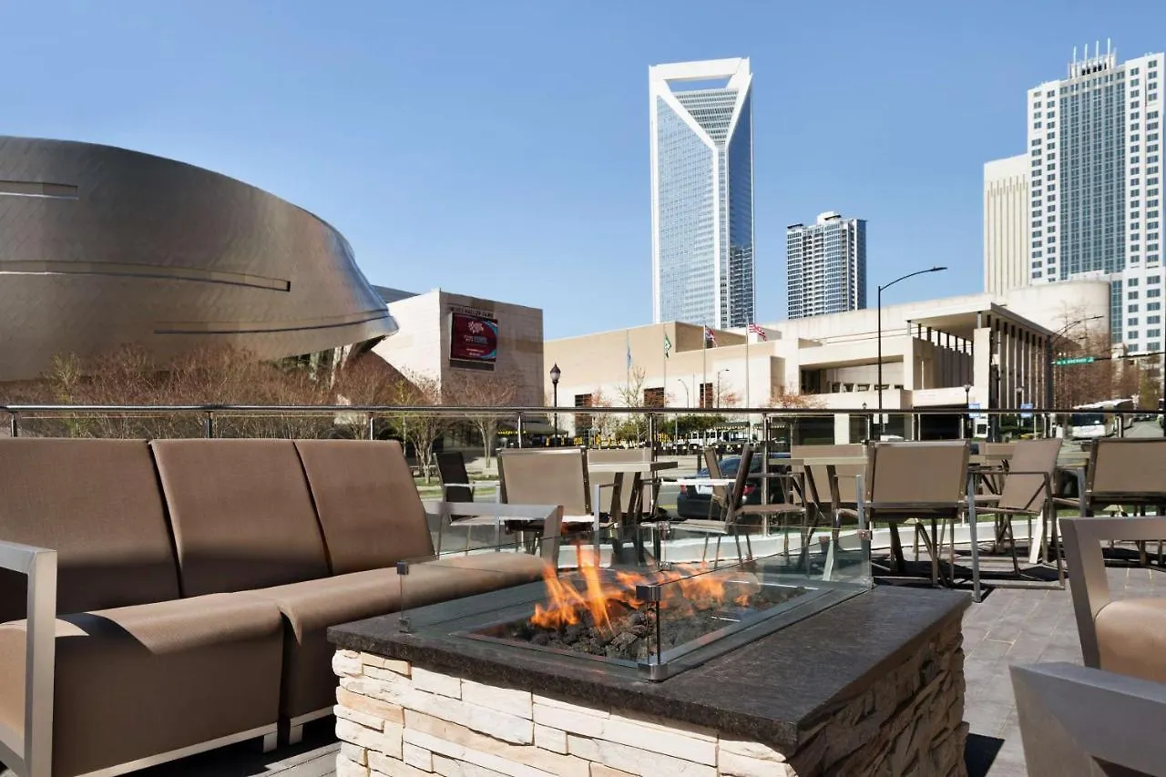 Embassy Suites By Hilton Charlotte Uptown 4*,