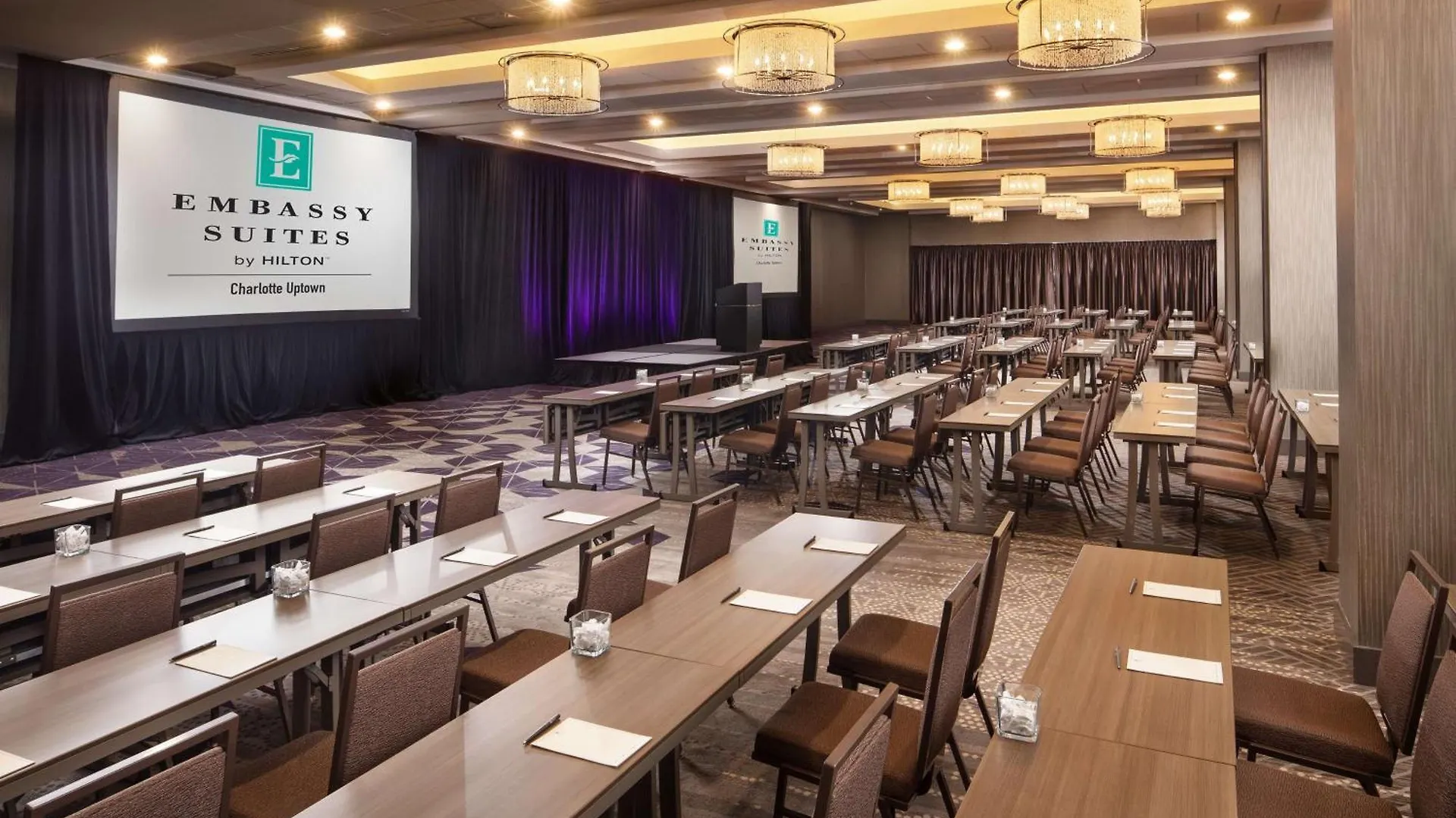 Embassy Suites By Hilton Charlotte Uptown Hotel