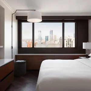 Marriott Downtown Отель