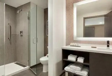 Embassy Suites By Hilton Charlotte Uptown